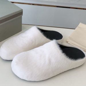 M*rni Slide White