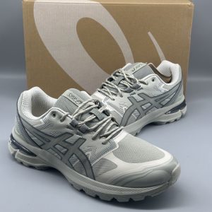 ASICS Gel-Terrain Seal Grey
