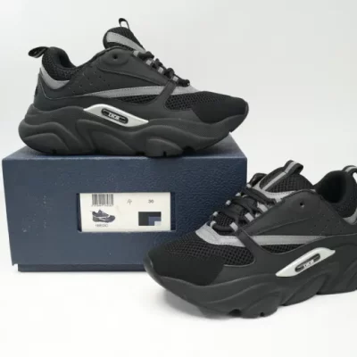 dior_b22_black_silver_3sn231zng_h969_1BD54A567A11D
