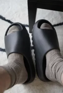 Adidas Yeezy Slide Onyx GQ6448 photo review