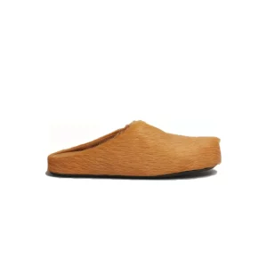 marni_long_hair_calfskin_fussbett_sabot_orange_sbmr000600p412200r09_1B7B0515C171E