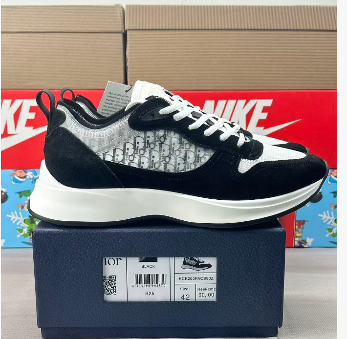 Dior Runner
